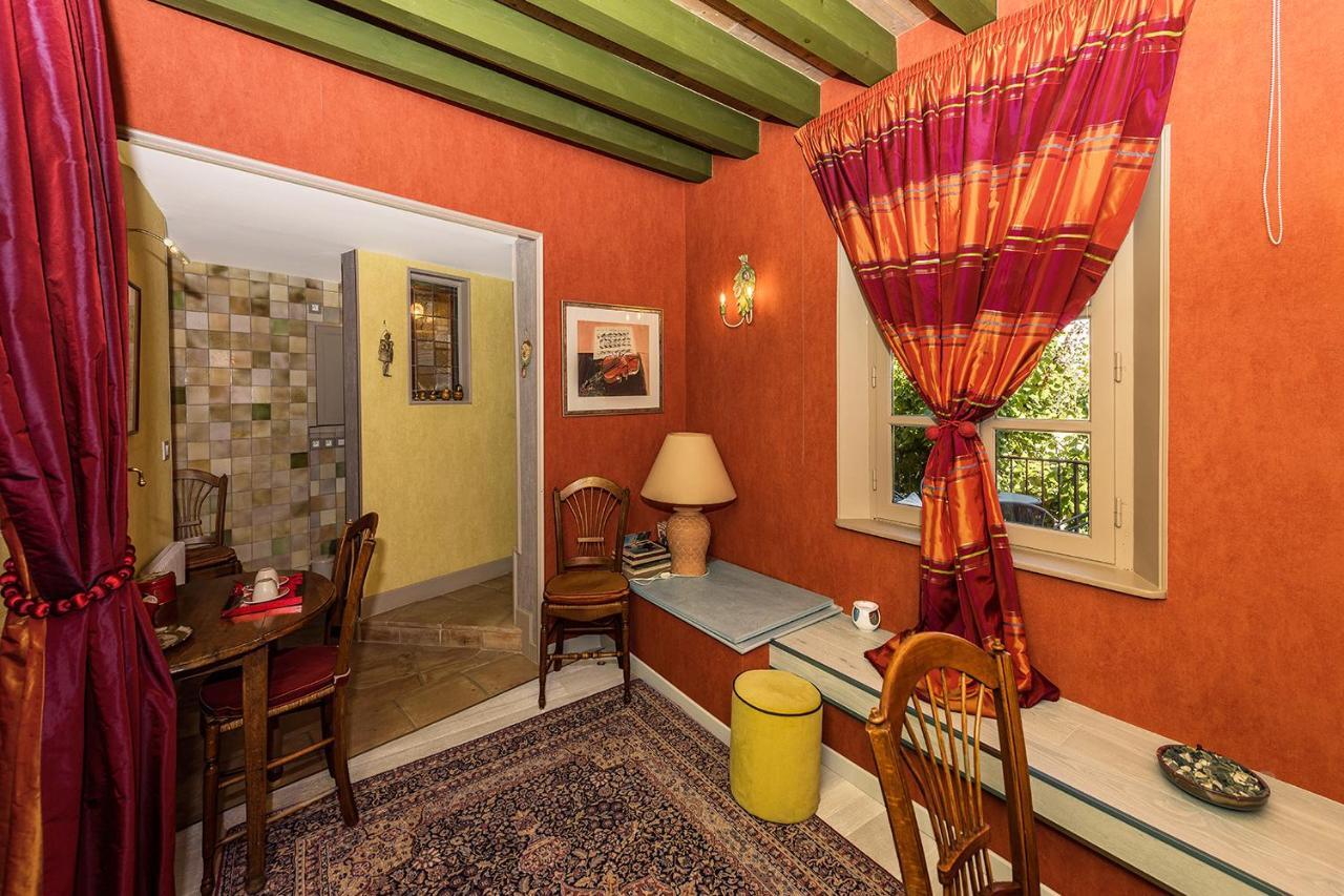 مُلا Chambres D'Hotes La Closerie Des Trois Marottes المظهر الخارجي الصورة